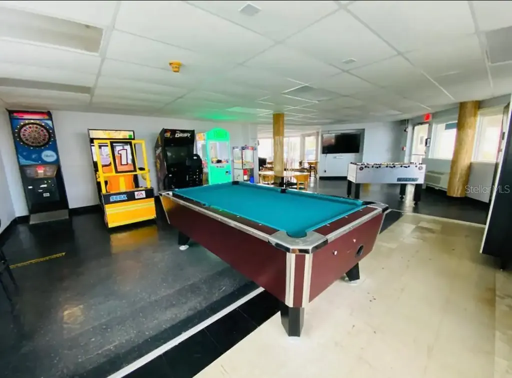 1233 S Atlantic Avenue Daytona Beach FL 32118