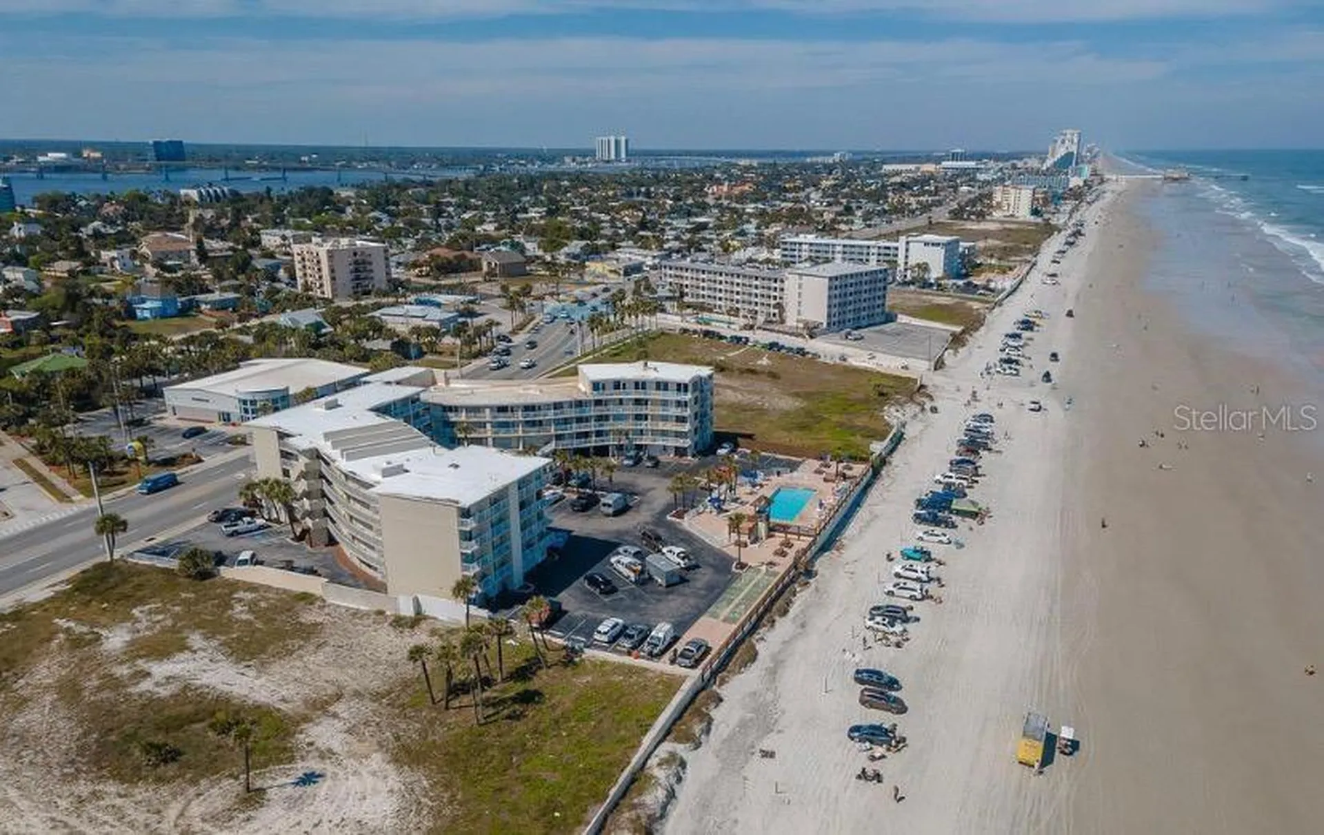 1233 S Atlantic Avenue Daytona Beach FL 32118