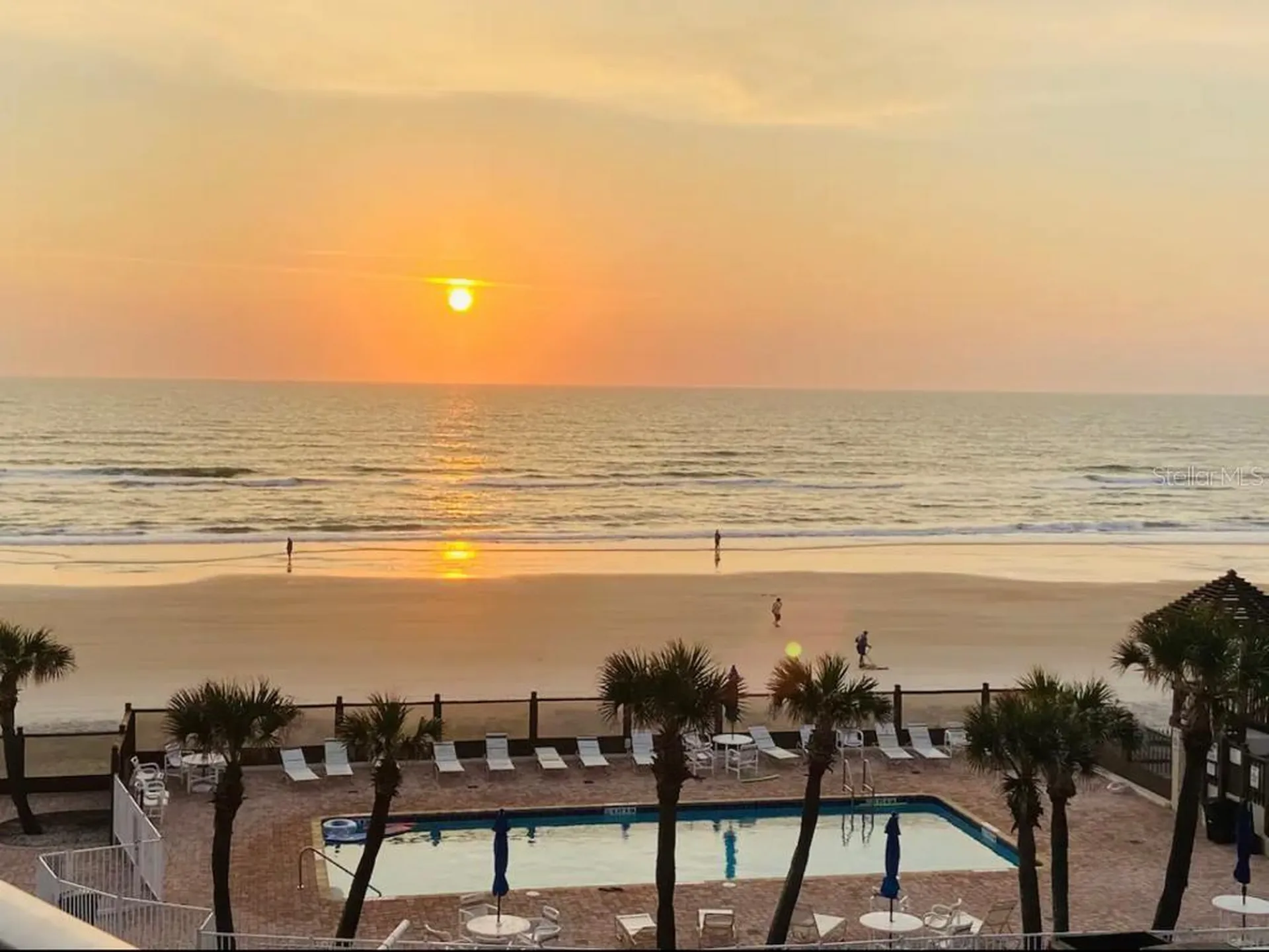 1233 S Atlantic Avenue Daytona Beach FL 32118
