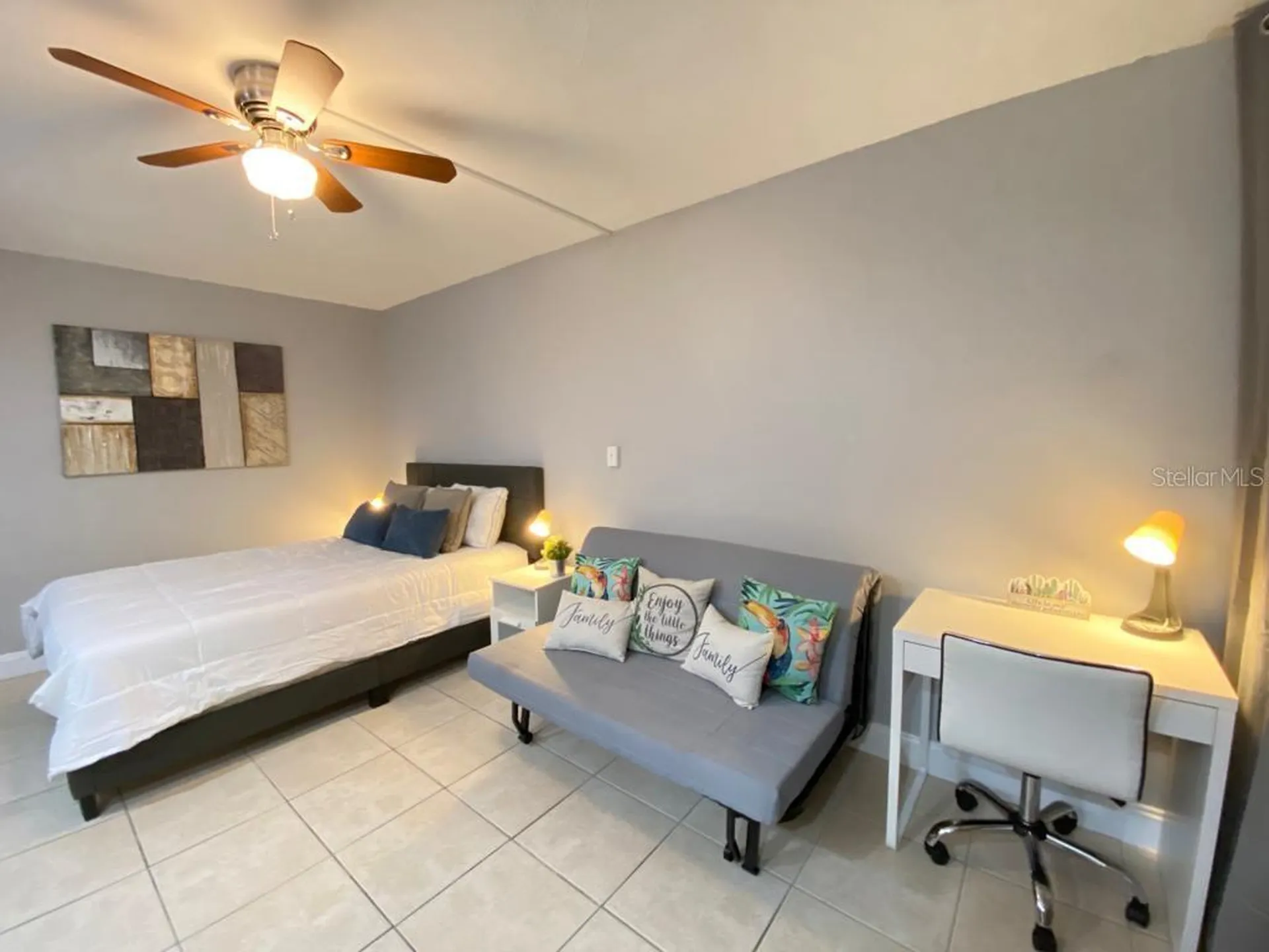 1233 S Atlantic Avenue Daytona Beach FL 32118