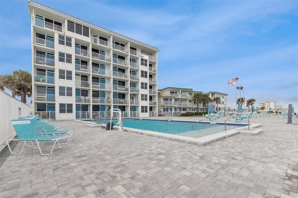 935 S Atlantic Avenue Daytona Beach FL 32118