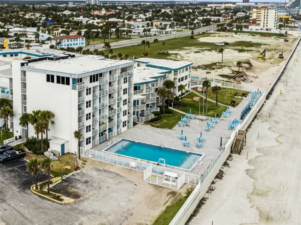 935 S Atlantic Avenue Daytona Beach FL 32118