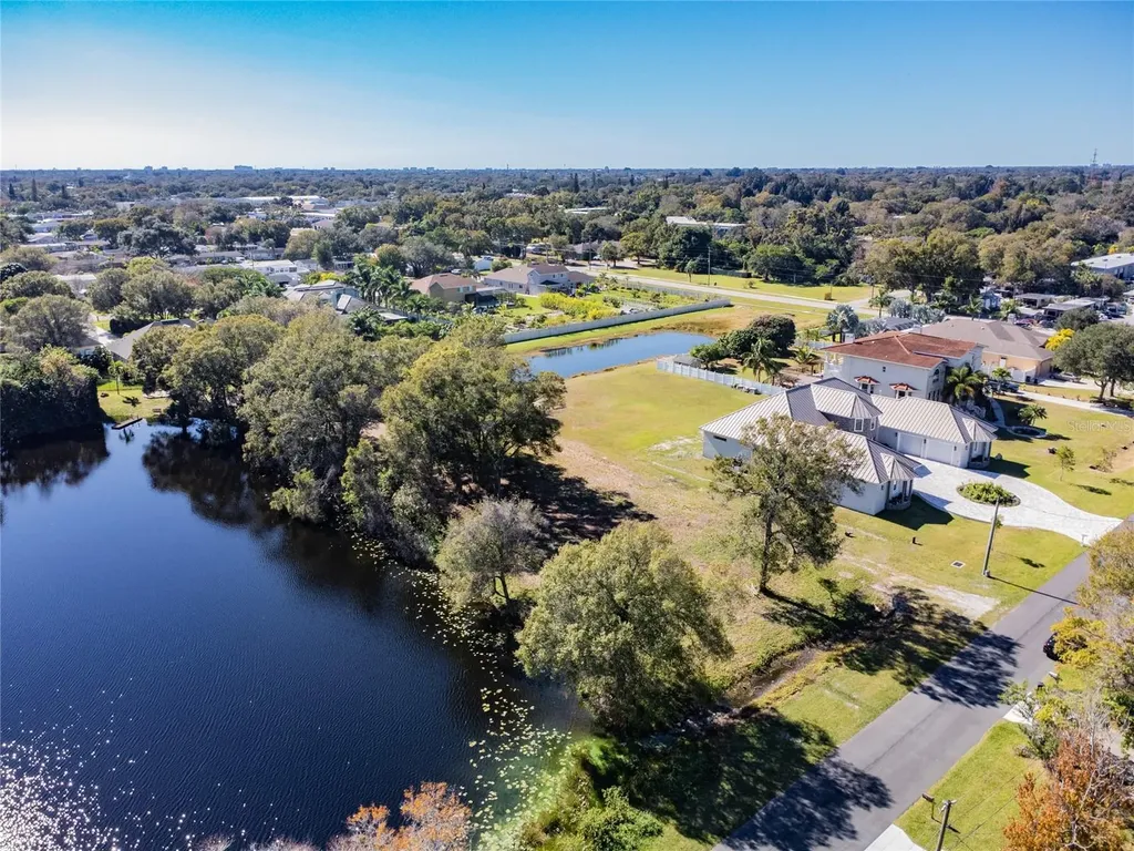 5750 60th Avenue N St Petersburg FL 33709