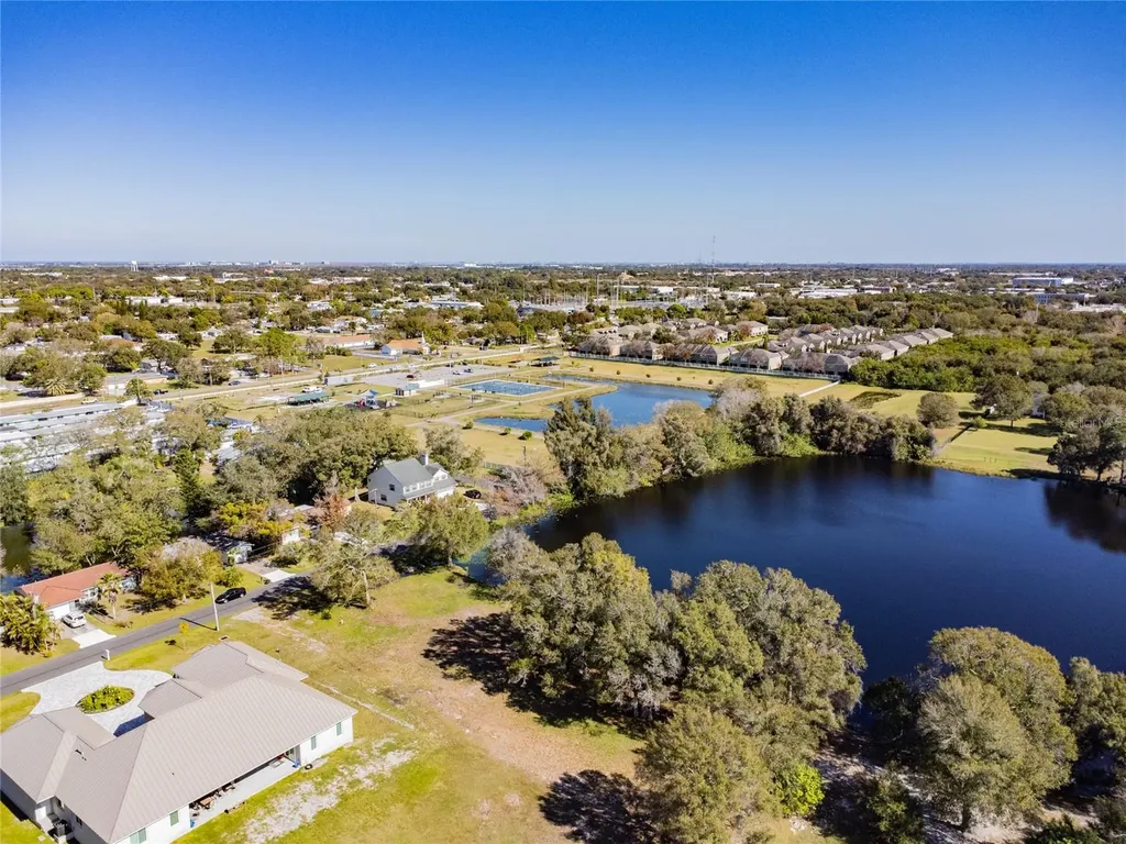 5750 60th Avenue N St Petersburg FL 33709