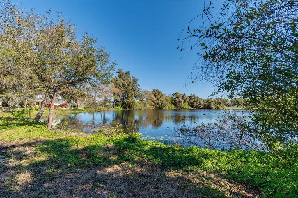 5750 60th Avenue N St Petersburg FL 33709