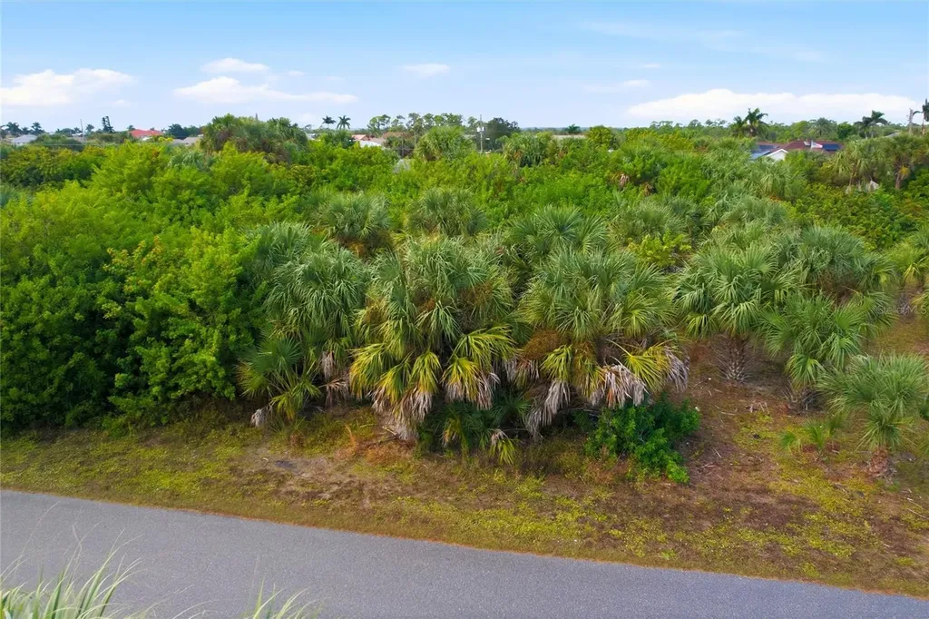 4081 Rose Arbor Circle Port Charlotte FL 33948