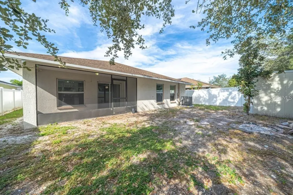 2025 Peaceful Palm Street Ruskin FL 33570