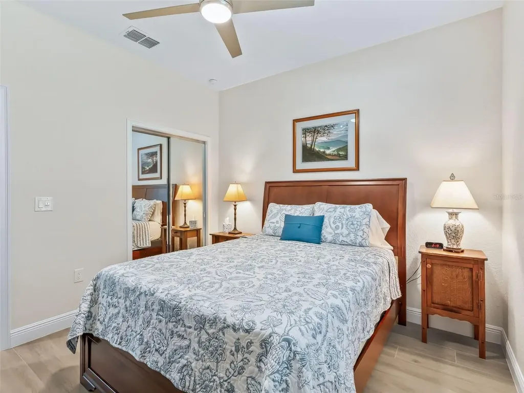 4791 NE 125th Loop Oxford FL 34484