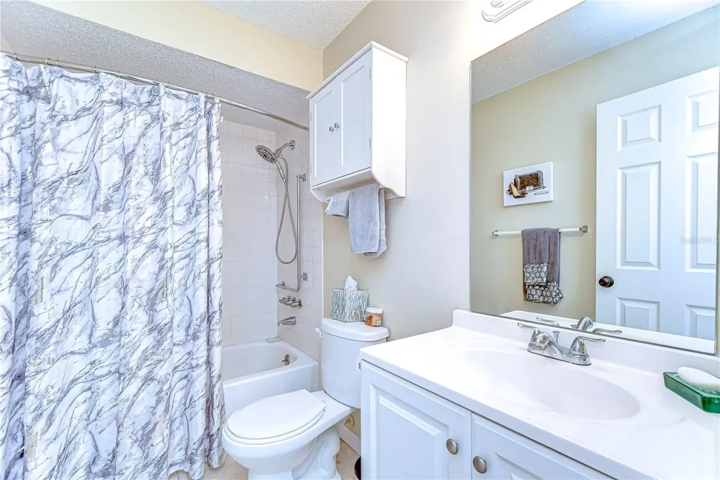 13870 Oakwood Lane Seminole FL 33776