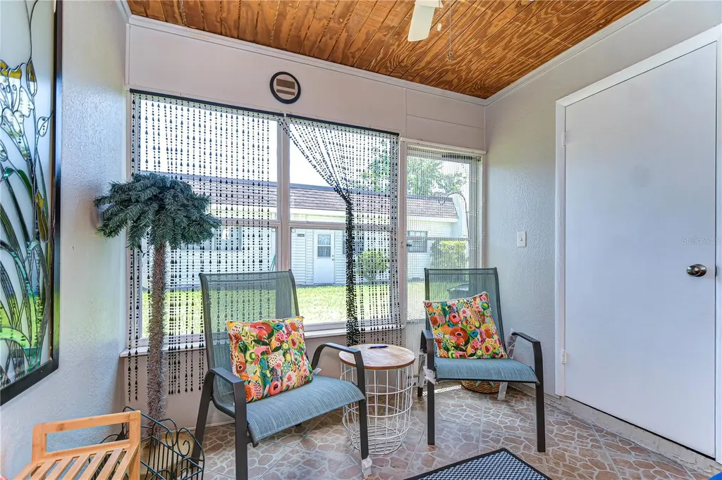 13870 Oakwood Lane Seminole FL 33776
