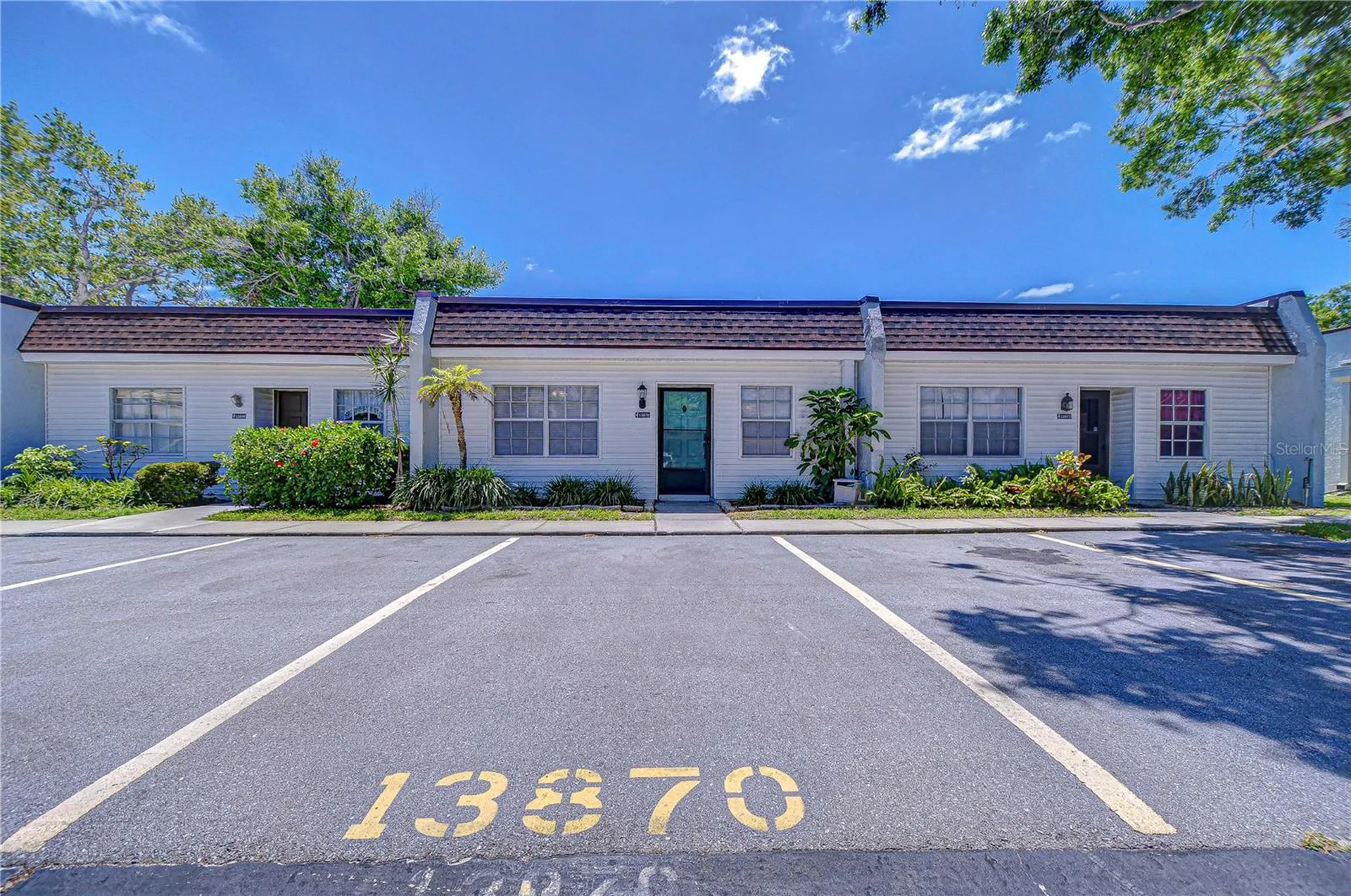13870 Oakwood Lane Seminole FL 33776