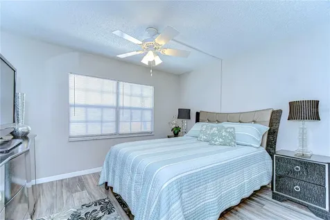 13870 Oakwood Lane Seminole FL 33776
