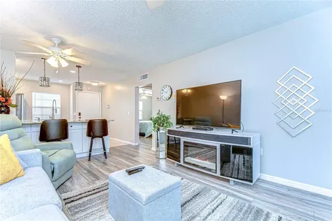 13870 Oakwood Lane Seminole FL 33776