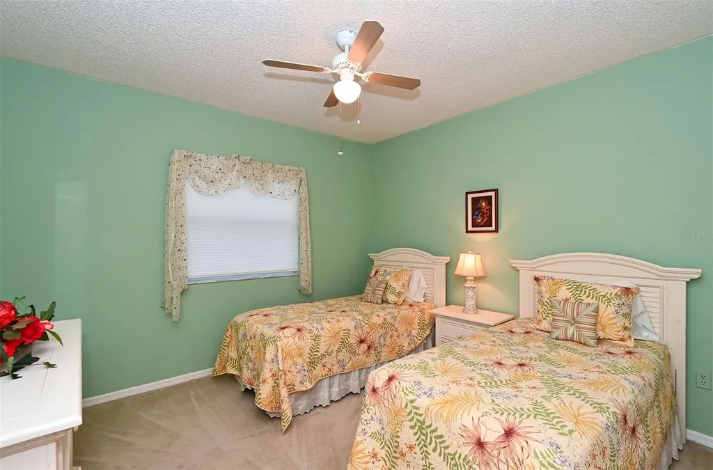 3866 Surrey Court Sarasota FL 34235