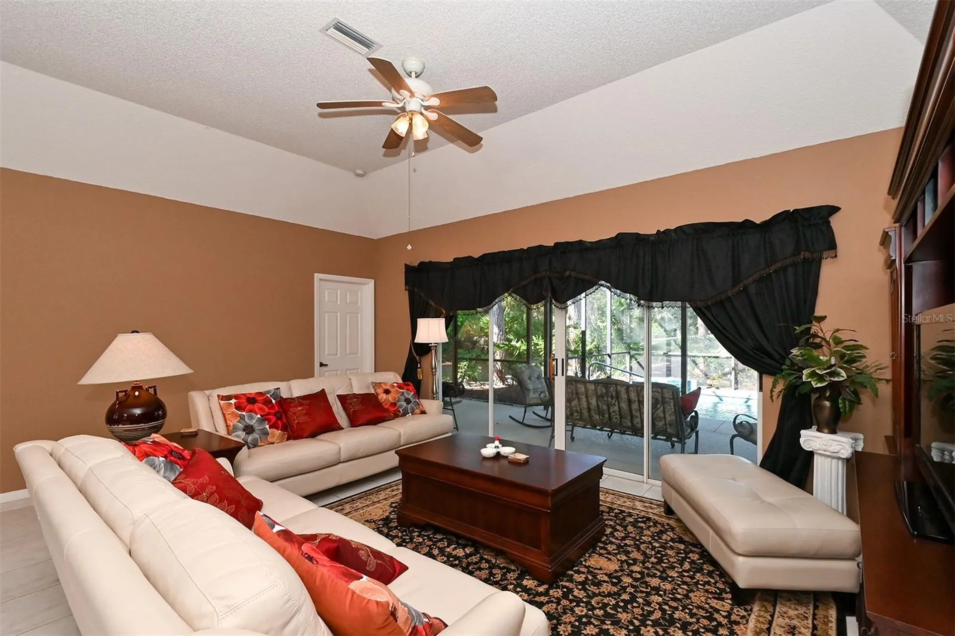 3866 Surrey Court Sarasota FL 34235