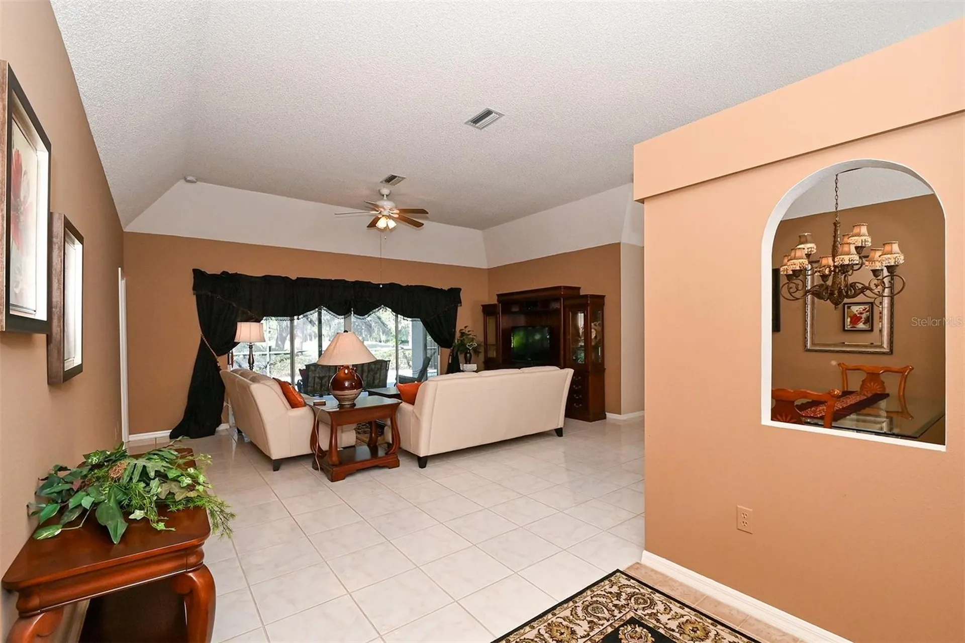 3866 Surrey Court Sarasota FL 34235