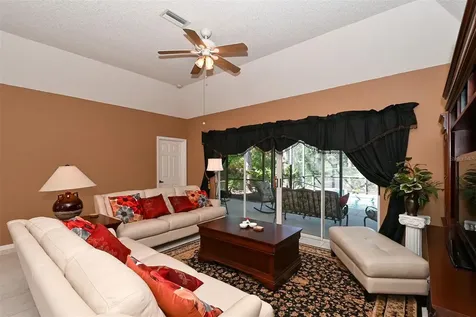 3866 Surrey Court Sarasota FL 34235