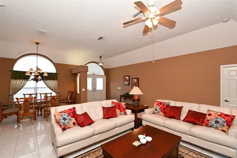 3866 Surrey Court Sarasota FL 34235