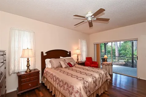 3866 Surrey Court Sarasota FL 34235