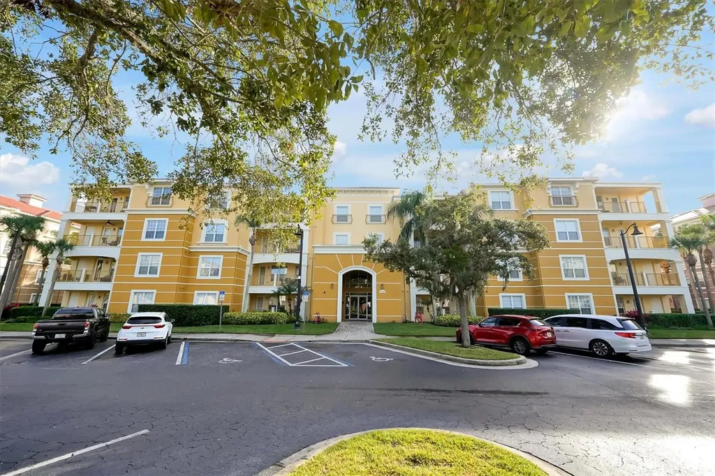5036 Shoreway Loop Orlando FL 32819