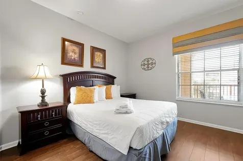 5036 Shoreway Loop Orlando FL 32819