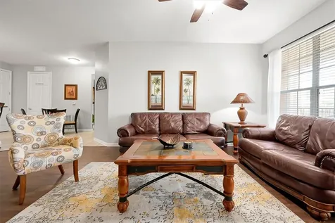 5036 Shoreway Loop Orlando FL 32819