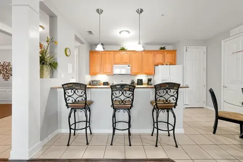 5036 Shoreway Loop Orlando FL 32819