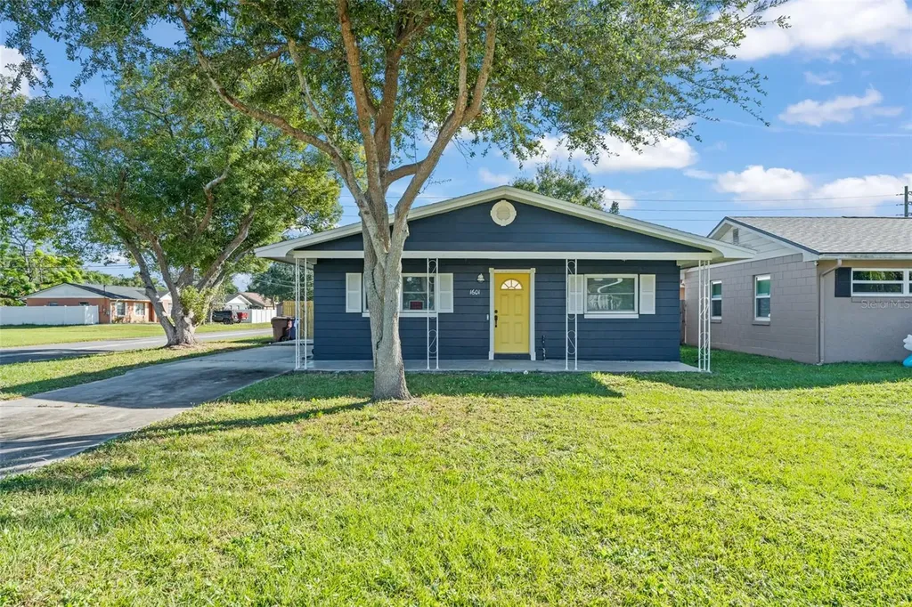 1601 Connecticut Avenue St Cloud FL 34769
