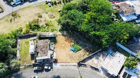 Urb. Jardines De Loiza C-8 Loiza PR 00772