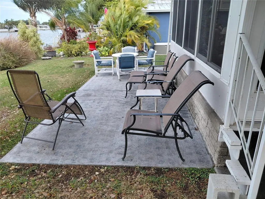 2135 Waterview Drive Holiday FL 34691