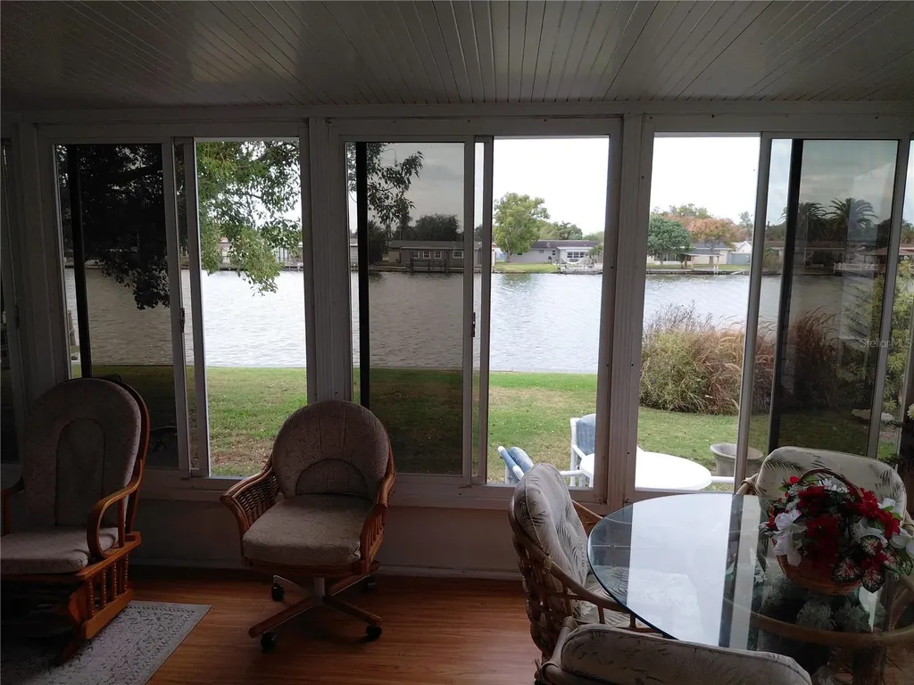 2135 Waterview Drive Holiday FL 34691