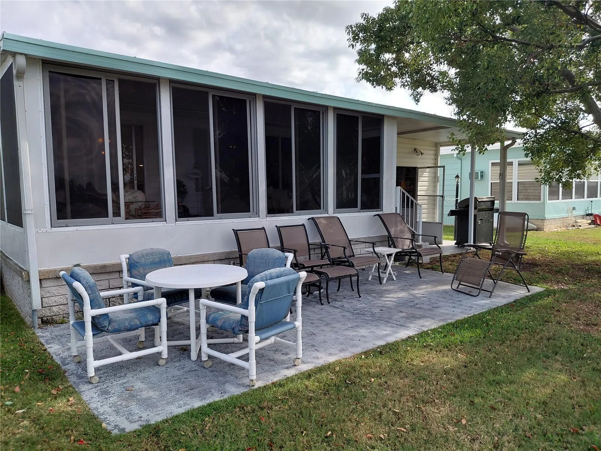 2135 Waterview Drive Holiday FL 34691