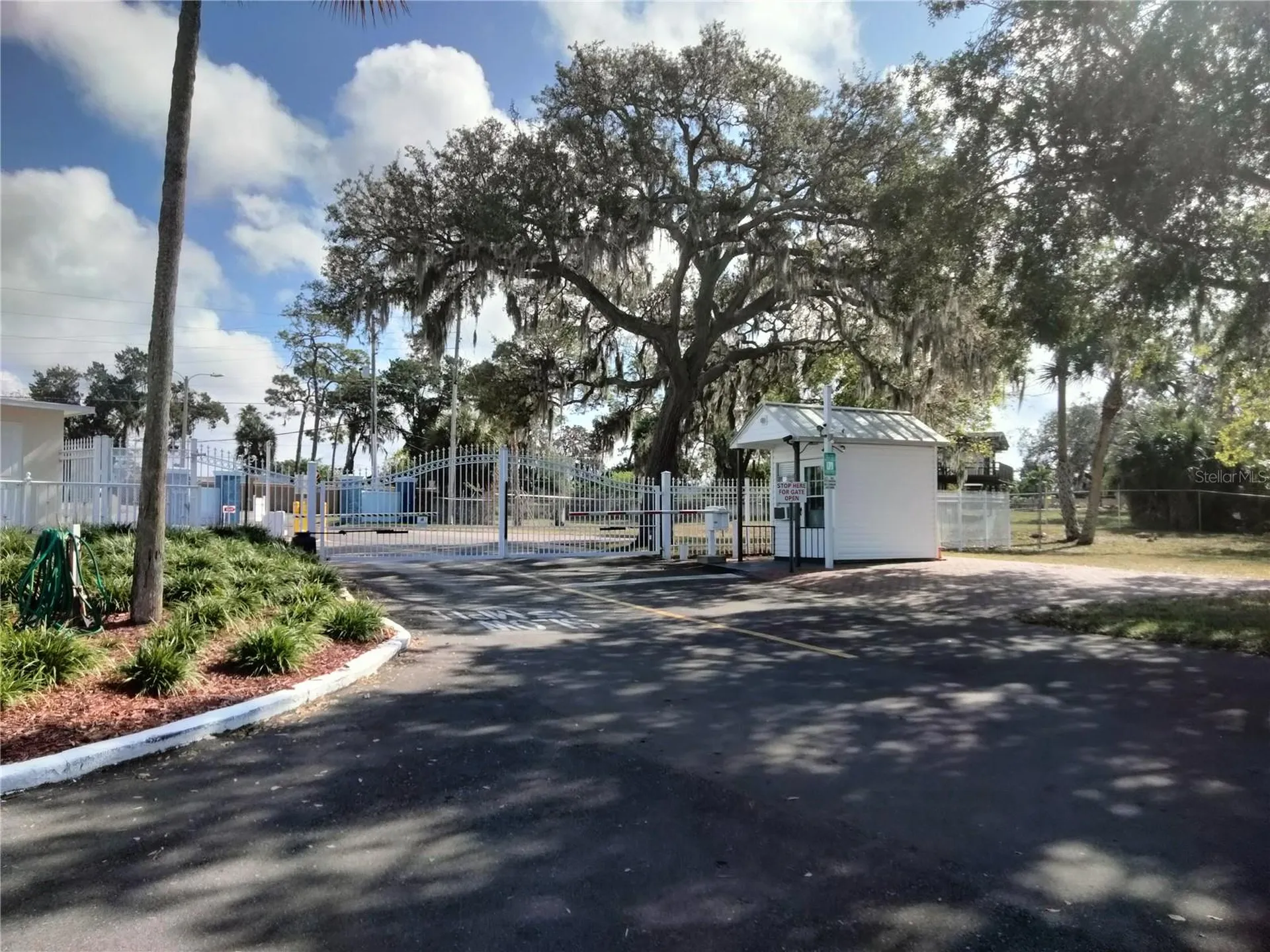 2135 Waterview Drive Holiday FL 34691