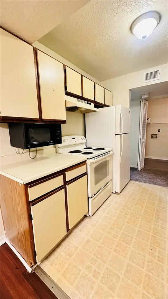 1017 S Hiawassee Road Orlando FL 32835