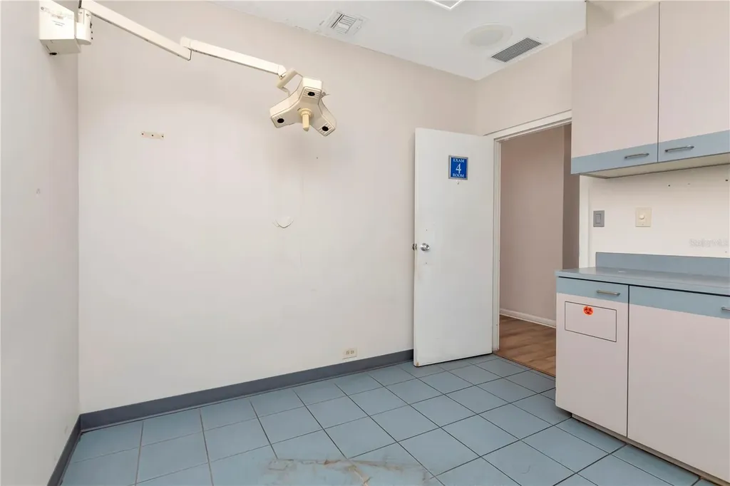 1201 S Myrtle Avenue Clearwater FL 33756