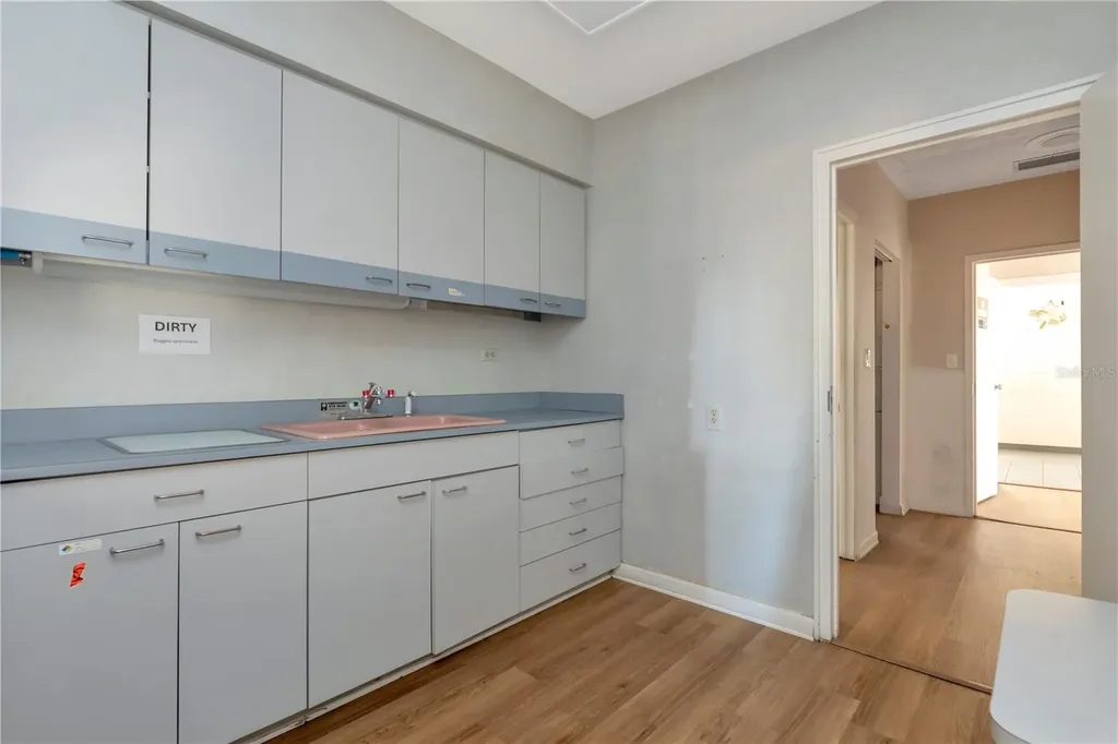 1201 S Myrtle Avenue Clearwater FL 33756