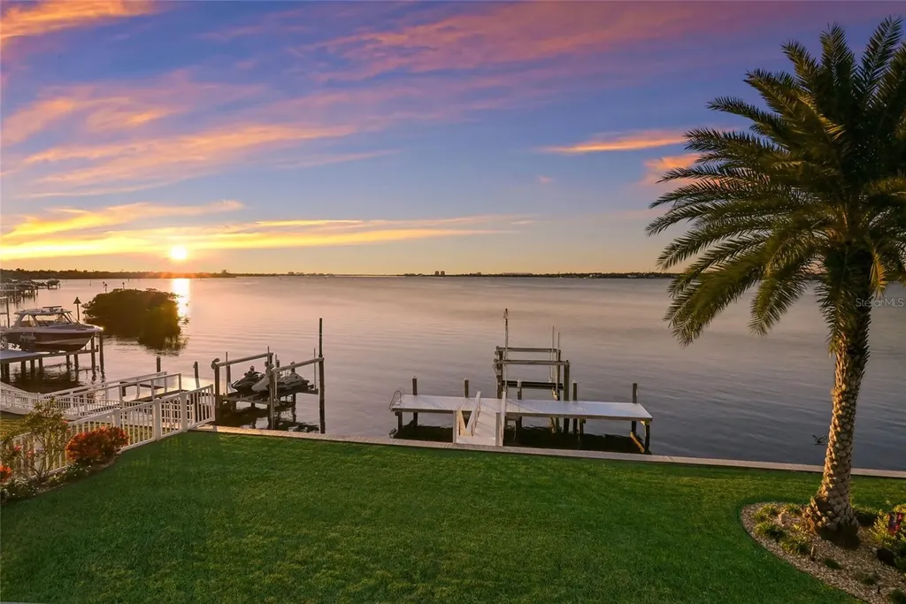 700 Regatta Way Bradenton FL 34208