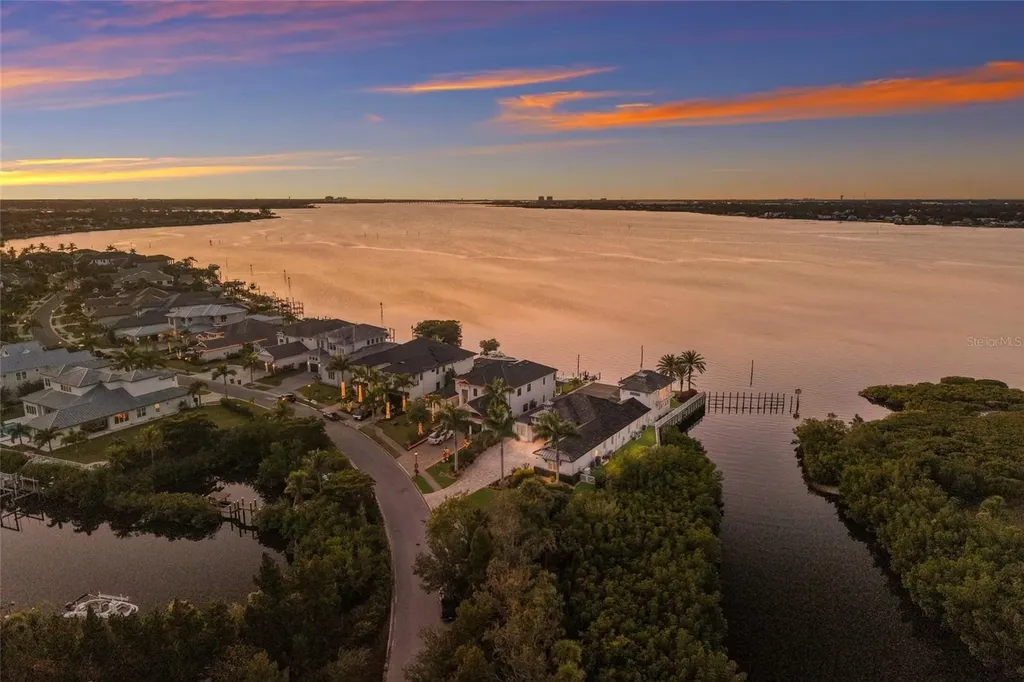 700 Regatta Way Bradenton FL 34208