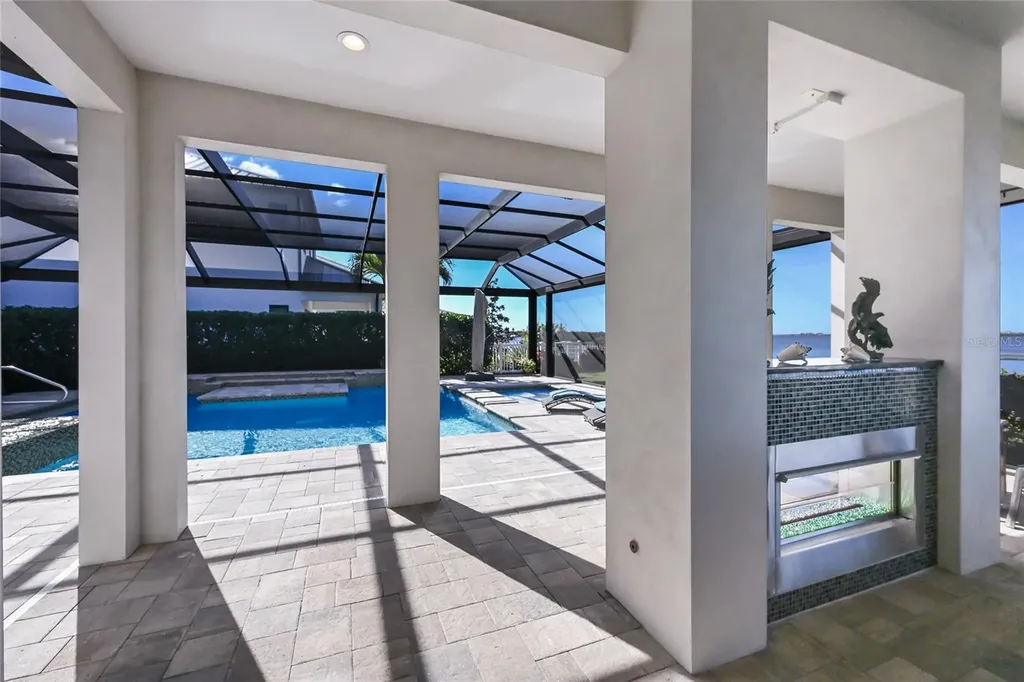 700 Regatta Way Bradenton FL 34208