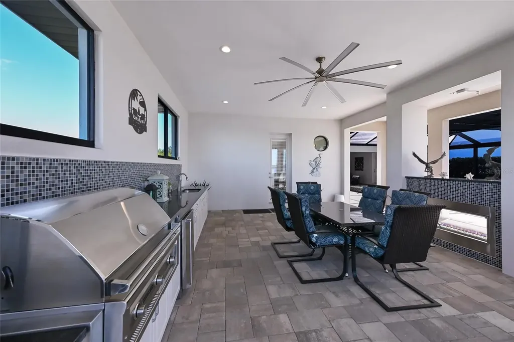 700 Regatta Way Bradenton FL 34208