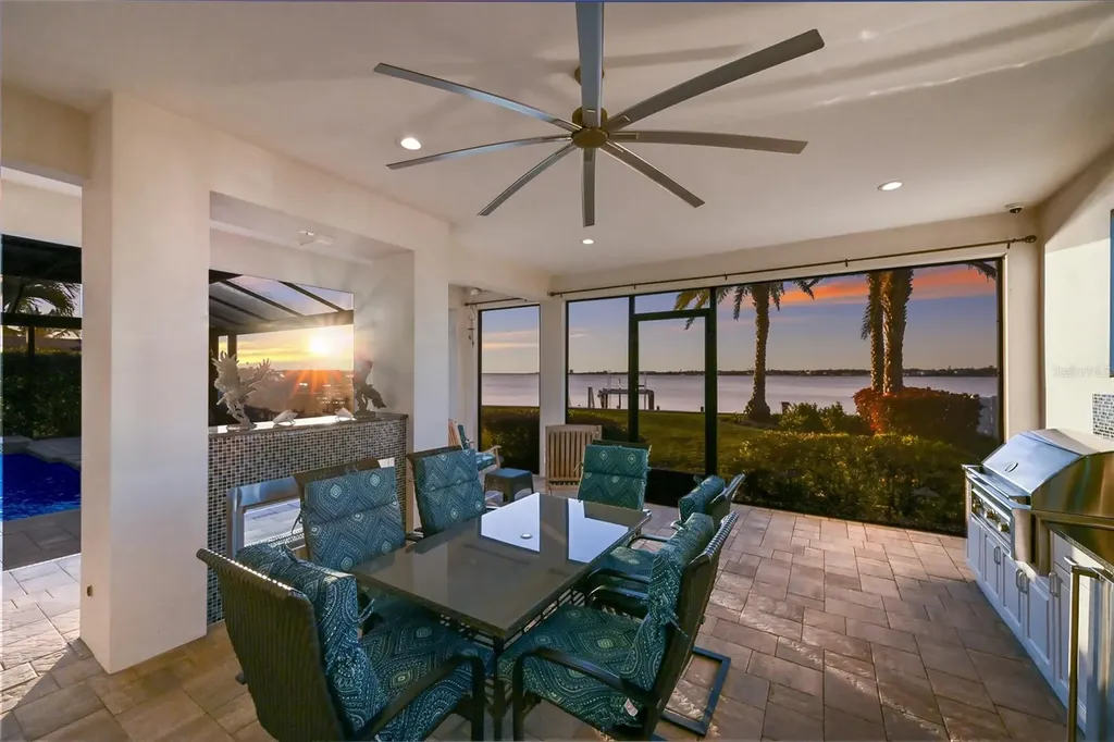 700 Regatta Way Bradenton FL 34208
