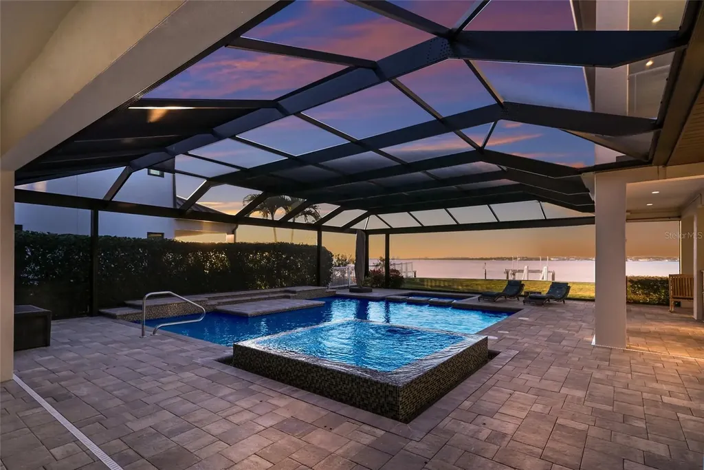 700 Regatta Way Bradenton FL 34208