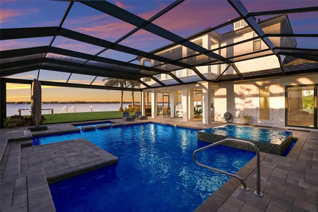 700 Regatta Way Bradenton FL 34208