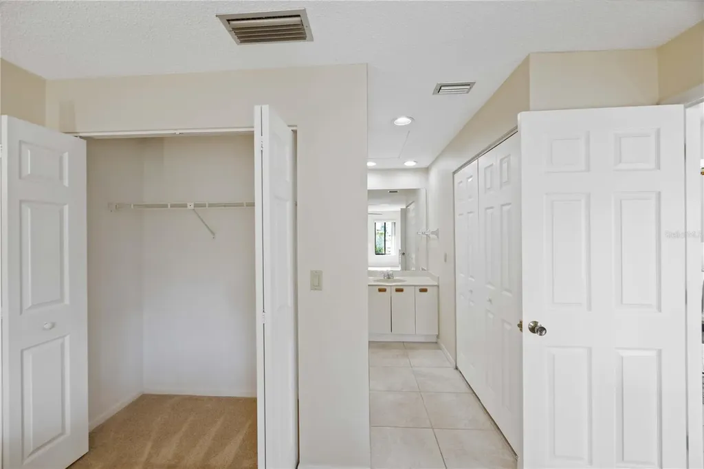5370 Myrtle Wood Sarasota FL 34235