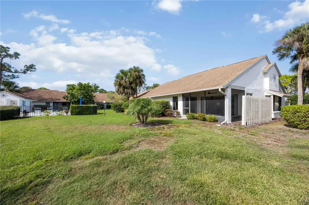 5370 Myrtle Wood Sarasota FL 34235