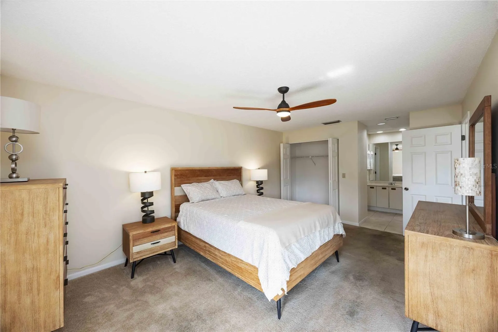 5370 Myrtle Wood Sarasota FL 34235