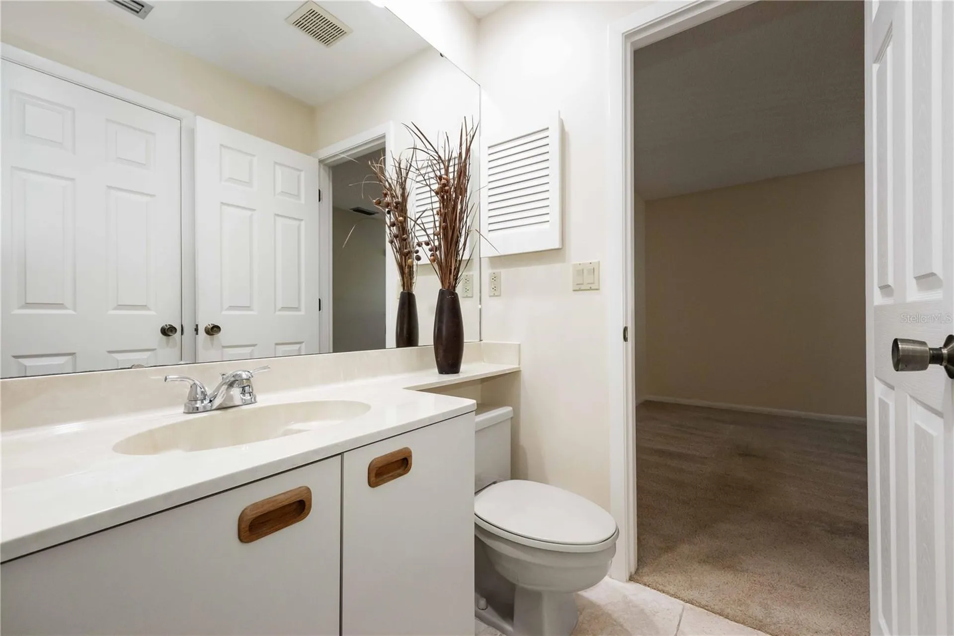 5370 Myrtle Wood Sarasota FL 34235
