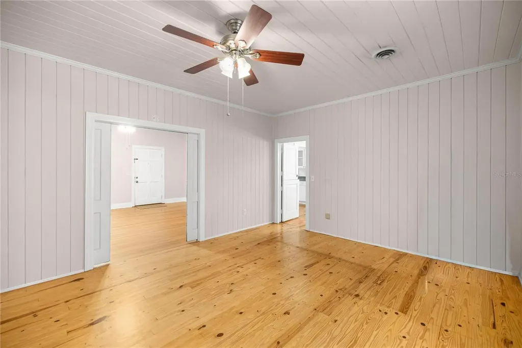 5915 Avenue F Mc Intosh FL 32664