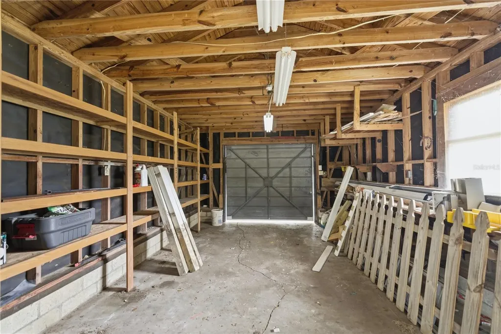 5915 Avenue F Mc Intosh FL 32664