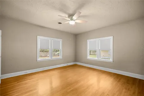 5915 Avenue F Mc Intosh FL 32664